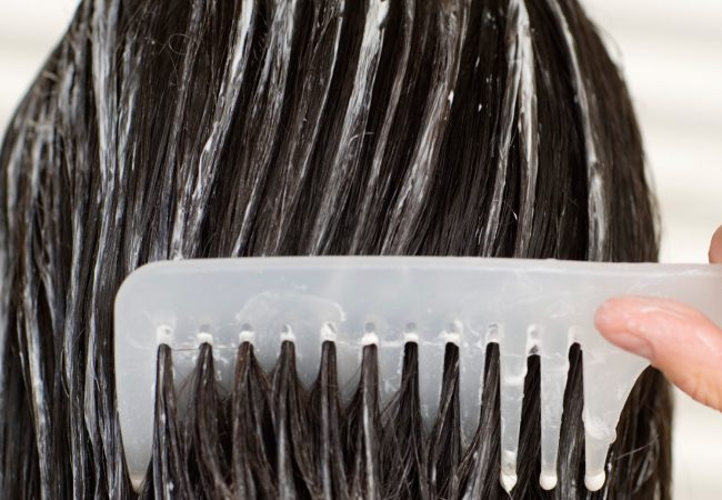 Wie ist die beste Spülung für fettige Haare?
