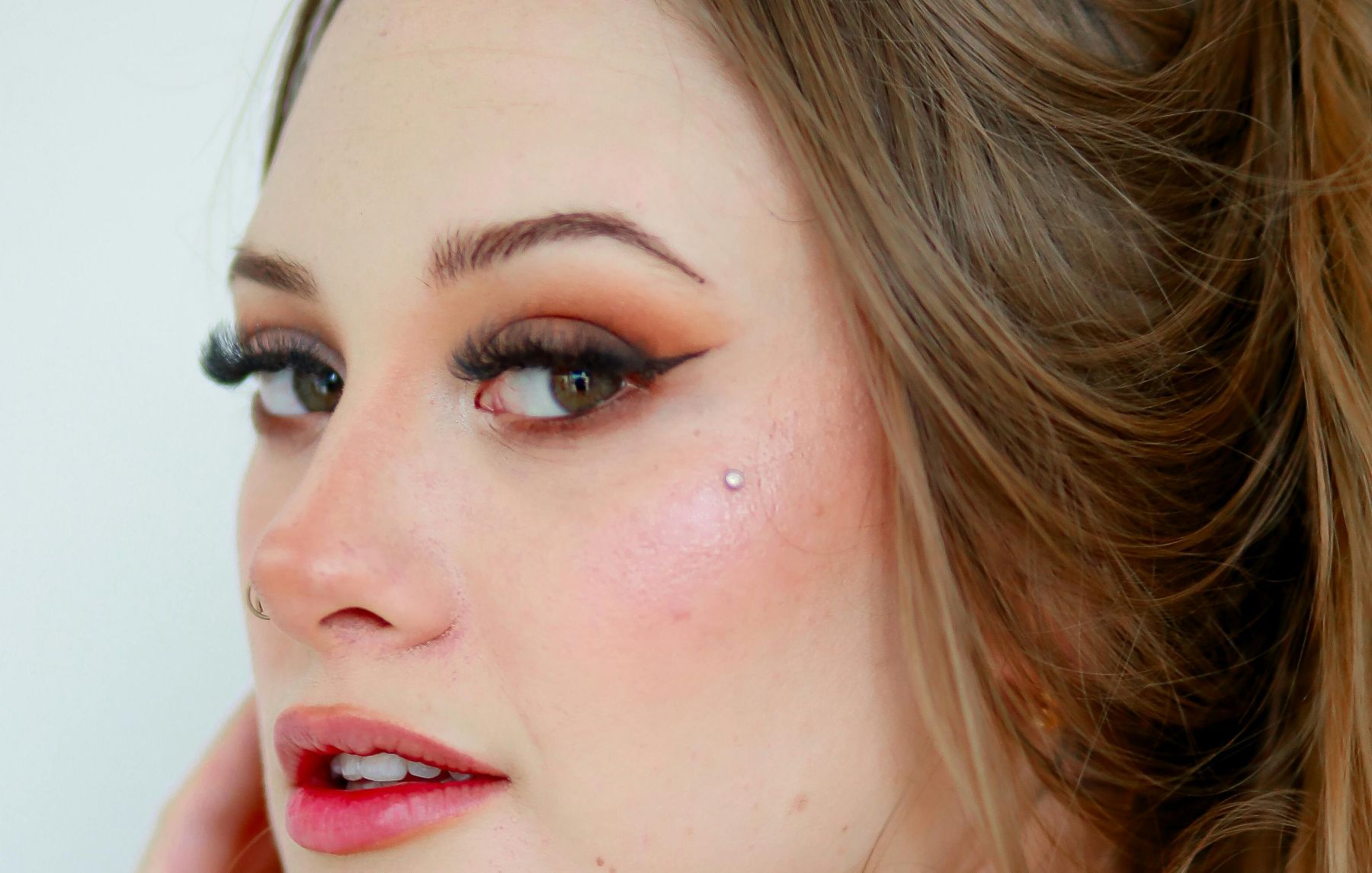 Verändere deinen Look zu Hause: Objektives Ranking der besten DIY Wimpernverlängerung Sets